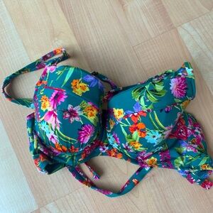 Jessica Simpson Bikini top